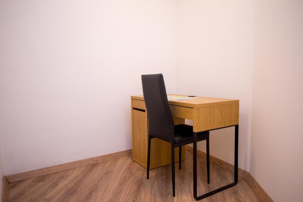 Apartman Girasol Pula Apartment Luaran gambar